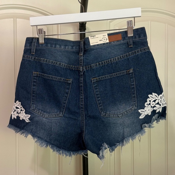 Umgee Denim Shorts - Picture 4 of 4